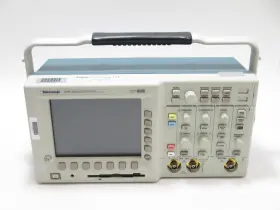 3052 TEKTRONIX Tds Dpo Channel Digital Phosphor Oscilloscope
