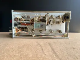 3L10 TEKTRONIX Spectrum Analyzer Base #3