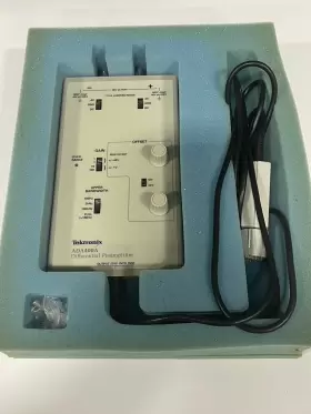 400A TEKTRONIX Ada Differential Preamplifier