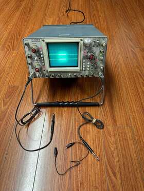 465B TEKTRONIX Analog Oscilloscope