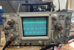 475-M TEKTRONIX Oscilloscope