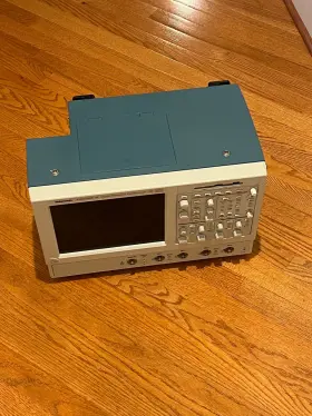 5104-AF TEKTRONIX Digital Oscilloscope #2