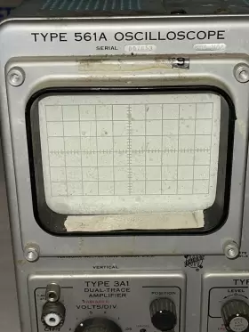 561A TEKTRONIX Oscilloscope Base Dual Traceuntested Trace Amp #2