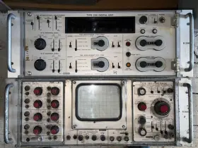568-230 TEKTRONIX Oscilloscope Digital Unit