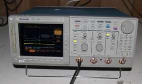 784C TEKTRONIX Tds Channel Digitizing Oscilloscope Gs