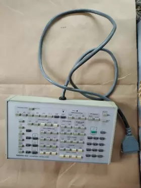7854 TEKTRONIX Waveform Calculator #2
