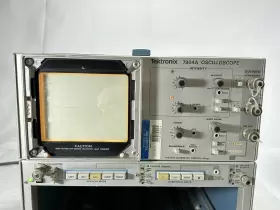 7904A TEKTRONIX Oscilloscope Frame Power #3
