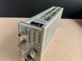 7B51 TEKTRONIX Delaying Base Plugin