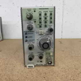 7B85 TEKTRONIX Delaying Timebase Plugin
