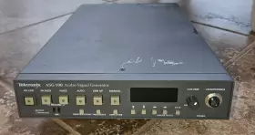 AGS100 TEKTRONIX Signal Tone Generator