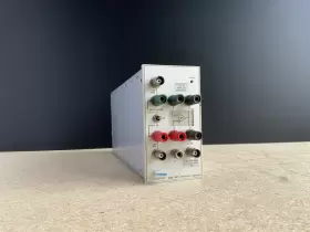 AM-501 TEKTRONIX Amplifier Plug