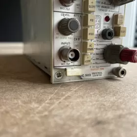 DC-503 TEKTRONIX Counter Front Panel Chipped Powers Up #3