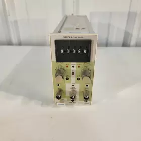 DD501 TEKTRONIX Digital Events Delay Counter Digutak Plug