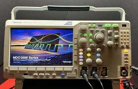 MDO3052 TEKTRONIX Oscilloscope Spectrum Analyzer