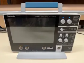 MSO22 TEKTRONIX Signal Oscilloscope