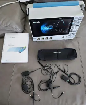 MSO44 TEKTRONIX Signal Oscilloscope #2