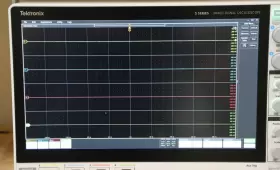 MSO54B TEKTRONIX Signal Oscilloscope #2