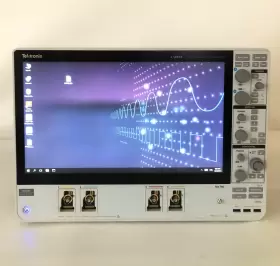 MSO64 TEKTRONIX Signal Oscilloscope #2