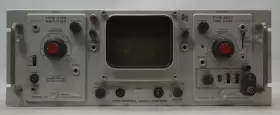 RM561A TEKTRONIX Rack Mount Cathode Ray Oscilloscope