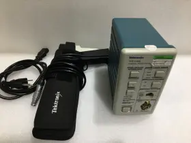 TCP303 TEKTRONIX Amplifier Probe Precision Bnc