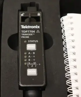 TDP7704 TEKTRONIX Trimode Probe