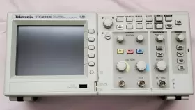 TDS-2002B TEKTRONIX Channel Digital Oscilloscope Gs