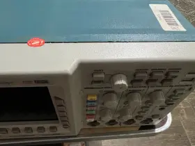 TDS-3054B TEKTRONIX Digital Phosphor Oscilloscope #2