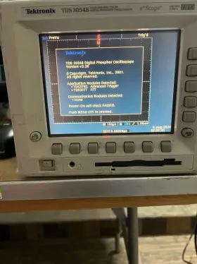 TDS-3054B TEKTRONIX Digital Phosphor Oscilloscope