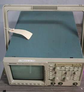 TDS-360 TEKTRONIX Digital Oscilloscope