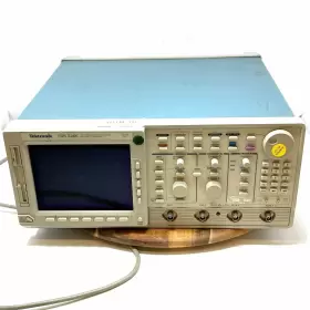TDS-520C TEKTRONIX Channel Digitizing Oscilloscope Instavu