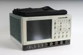 TDS-7254B TEKTRONIX Digital Phosphor Oscilloscope
