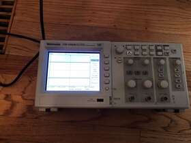 TDS1002 TEKTRONIX Tds Gs Digital Stor Oscilloscope Probe