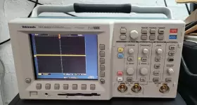 TDS3032B-AF TEKTRONIX Channel Digital Phosphor Oscilloscope