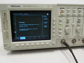TDS620B TEKTRONIX Channel Digital Oscilloscope #3