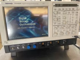 TDS6804B TEKTRONIX Channel Gs Digital Oscilloscope