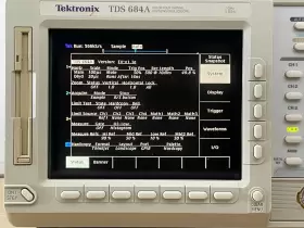 TDS684A TEKTRONIX Oscilloscope #3