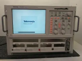 TDS8200 TEKTRONIX Digital Oscilloscope Acquisition Repaired