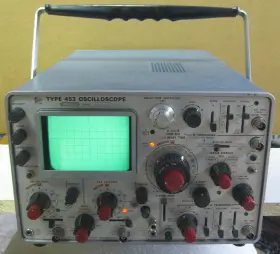 TE-17396 TEKTRONIX Oscilloscope Lights