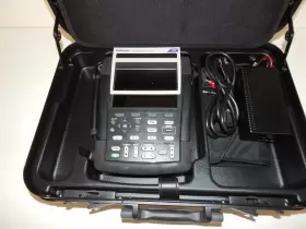 THS3024 TEKTRONIX Handheld Oscilloscope
