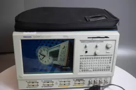 TLA5204 TEKTRONIX Channel Logic Analyzer Set Oscilloscope Tek #2