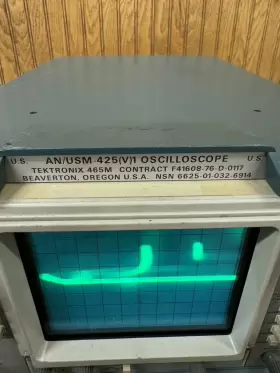 USM-425 TEKTRONIX Oscilloscope #2
