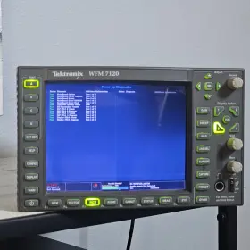 WFM-7120 TEKTRONIX Waveform Format Monitor #2