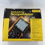 Fluke 123 Industrial Scopemeter 20mhz Handheld Oscilloscope Scope Meter. Fixed Price $324.99.