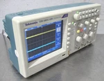 C201384 Tektronix Tds 1001c-edu 2-ch Digital Storage Oscilloscope 40mhz 500ms/s. Fixed Price $200.00.