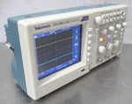 C201377 Tektronix Tds1001c-edu 2-chan Digital Storage Oscilloscope 40mhz 500ms/s. Fixed Price $600.00.