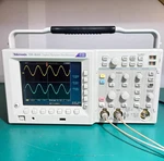 1pcs Tektronix Tds3032c Digital Phosphor Oscilloscope 300mhz 2.5gs/s Used. Fixed Price $1606.00.