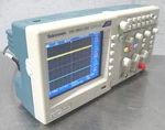 C201378 Tektronix Tds1001c-edu 2-ch Digital Storage Oscilloscope 40mhz 500ms/s. Fixed Price $600.00.